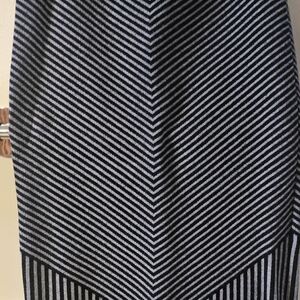 Tahari Black and White Chevron Pencil Skirt
